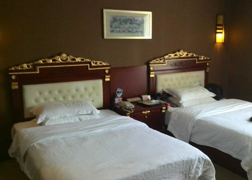 Yeste Hotel Nanning Jinhu Square Zewnętrze zdjęcie