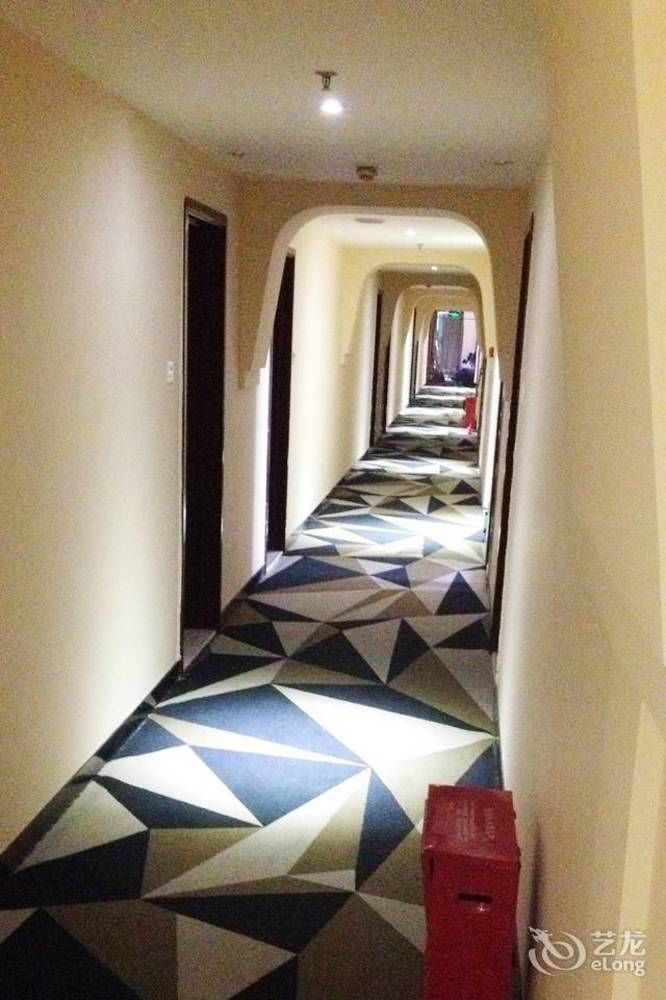 Yeste Hotel Nanning Jinhu Square Zewnętrze zdjęcie