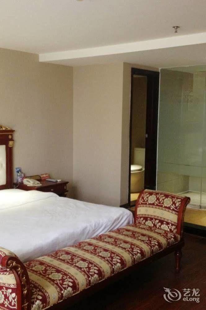 Yeste Hotel Nanning Jinhu Square Zewnętrze zdjęcie